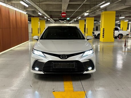 Toyota Camry 2021