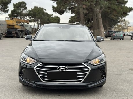 Hyundai Elantra 2016