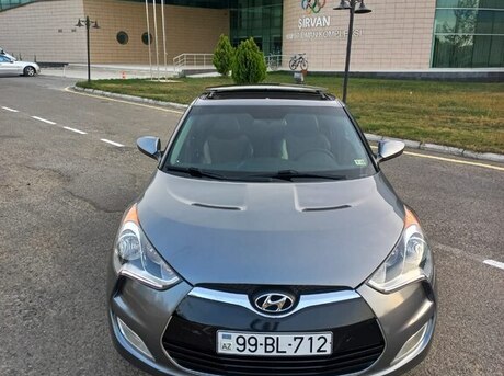 Hyundai Veloster 2013