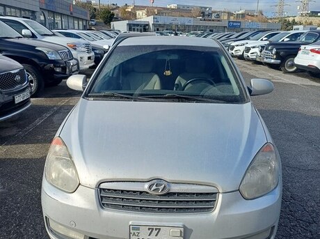Hyundai Verna 2009