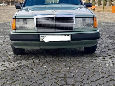 Mercedes E 230 1986