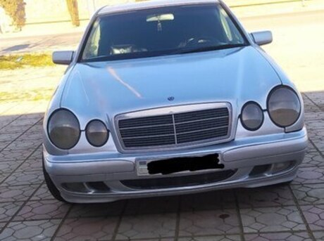 Mercedes E 220 1998