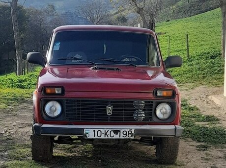 LADA (VAZ) Niva 1990