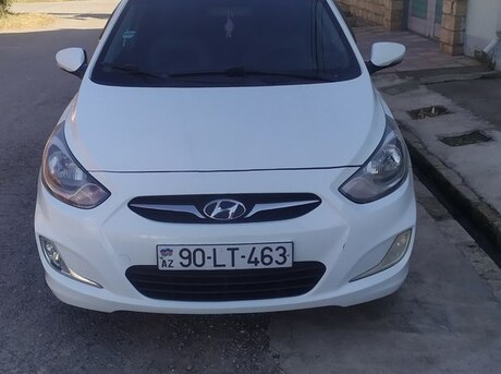 Hyundai Accent 2011