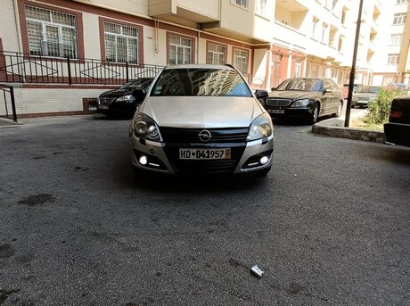 Opel Astra 2005