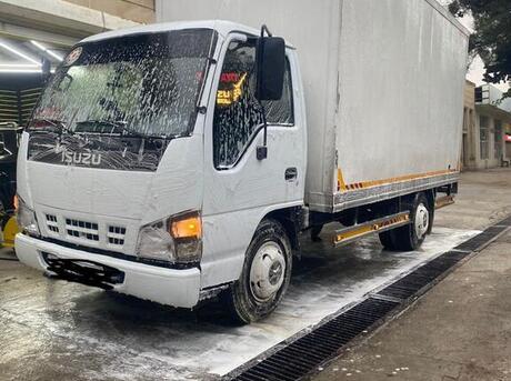 Isuzu NKR 55 E 2012