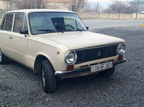 LADA (VAZ) 21011 1983