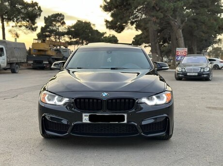 BMW 328 2012