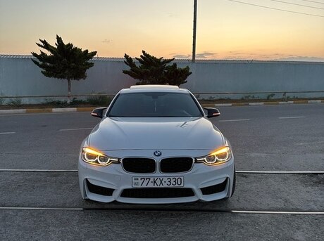 BMW 330 2017