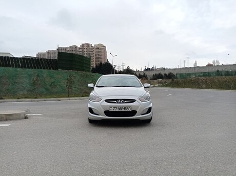 Hyundai Accent 2014