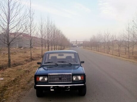 LADA (VAZ) 2107 2004