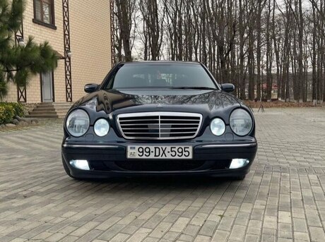 Mercedes E 220 2000