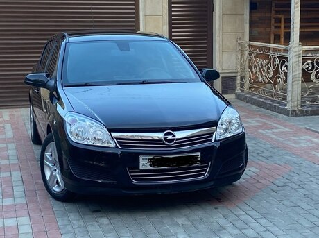 Opel Astra 2008