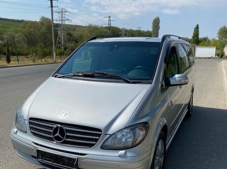 Mercedes Viano 2007