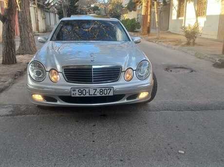 Mercedes E 240 2002