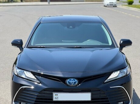 Toyota Camry 2021