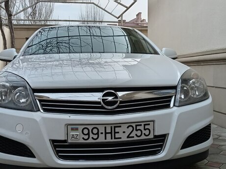 Opel Astra 2009