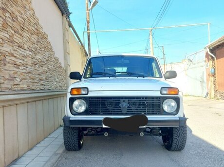 LADA (VAZ) Niva 2012
