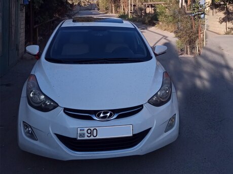 Hyundai Elantra 2012