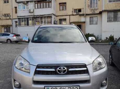 Toyota RAV4 2010