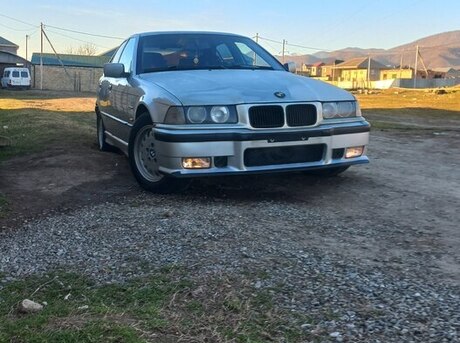 BMW 320 1997