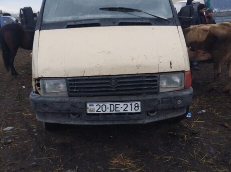 GAZ 330202-740 1994