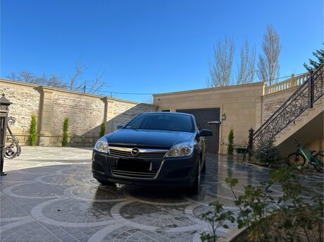 Opel Astra 2008