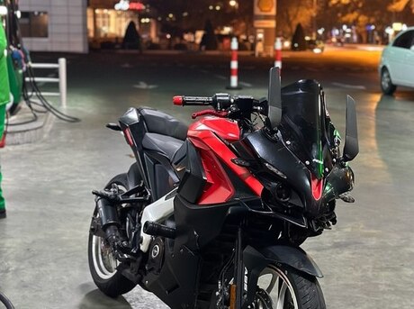 Bajaj Pulsar RS 200 2020