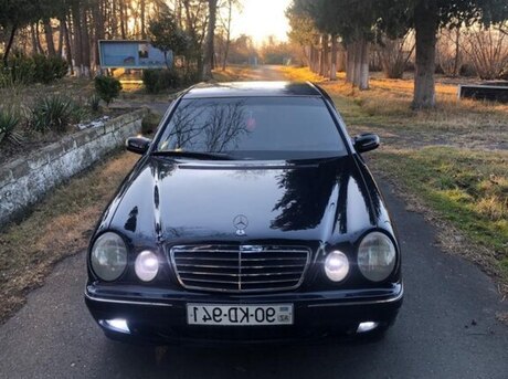 Mercedes E 240 1999