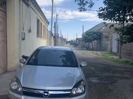 Opel Astra 2005