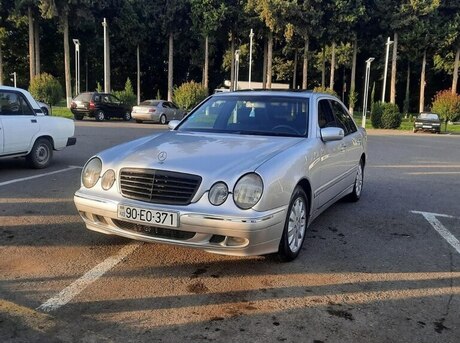 Mercedes E 270 1999