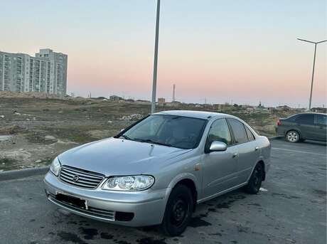 Nissan Sunny 2005