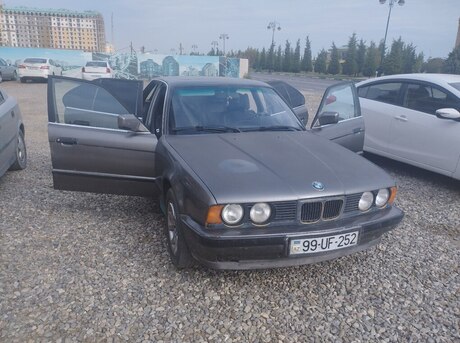 BMW 520 1989