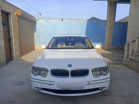 BMW 745 2002