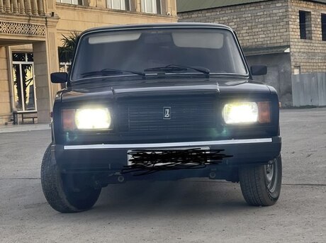 LADA (VAZ) 2107 2011