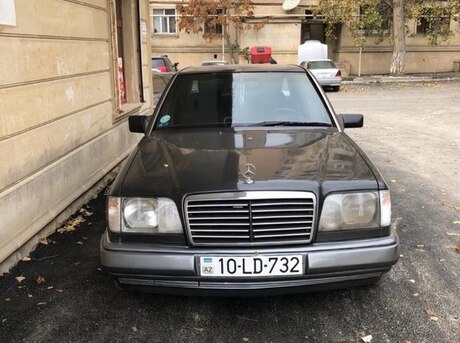 Mercedes E 220 1994