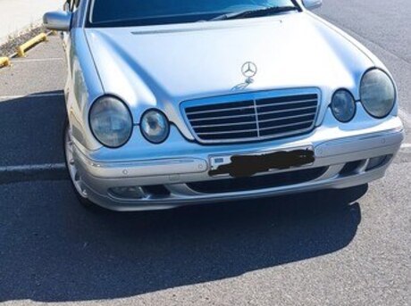 Mercedes E 240 2001