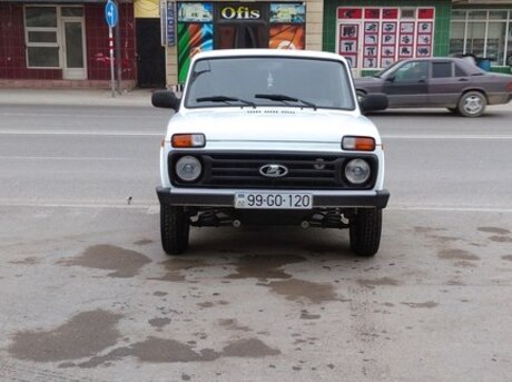 LADA (VAZ) Niva 2013
