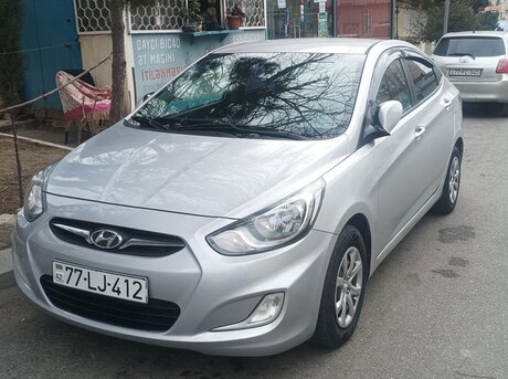 Hyundai Accent 2013
