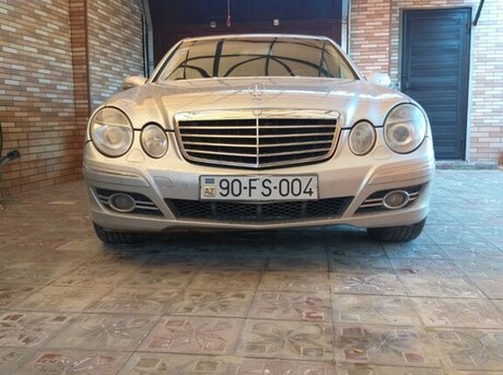 Mercedes E 240 2005