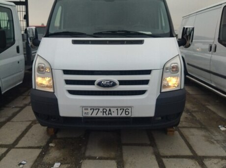 Ford Transit 2010