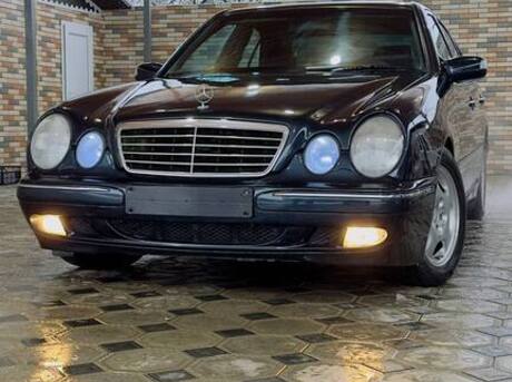Mercedes E 280 1999