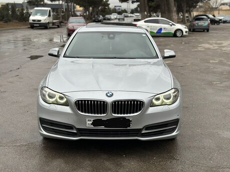 BMW 520 2015
