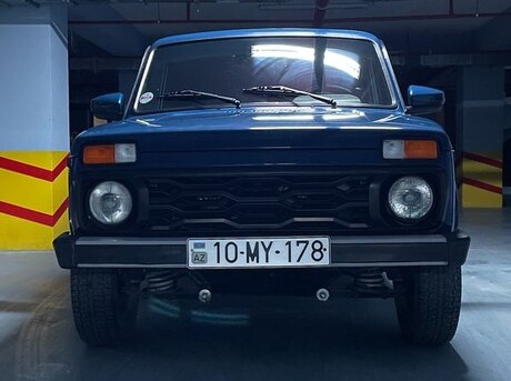 LADA (VAZ) Niva 2015