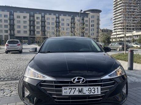 Hyundai Elantra 2018