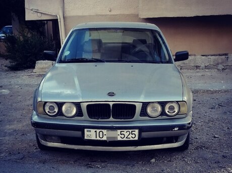 BMW 525 1989