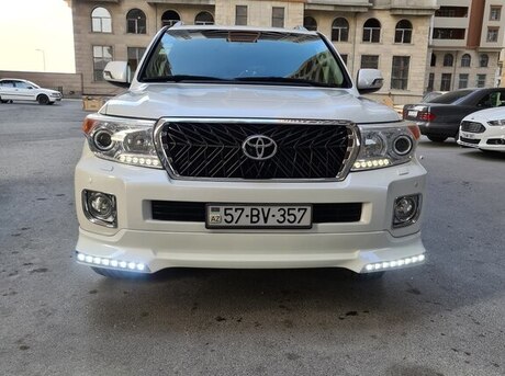 Toyota Land Cruiser 2012