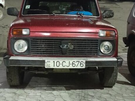 LADA (VAZ) Niva 1995