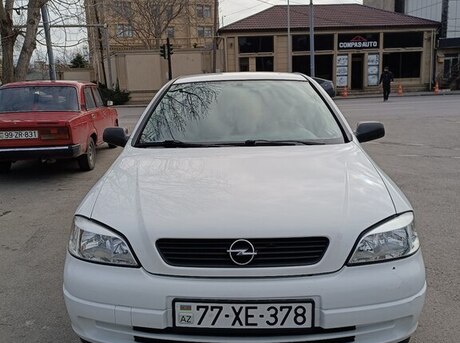 Opel Astra 2005