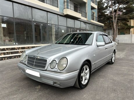 Mercedes E 230 1996